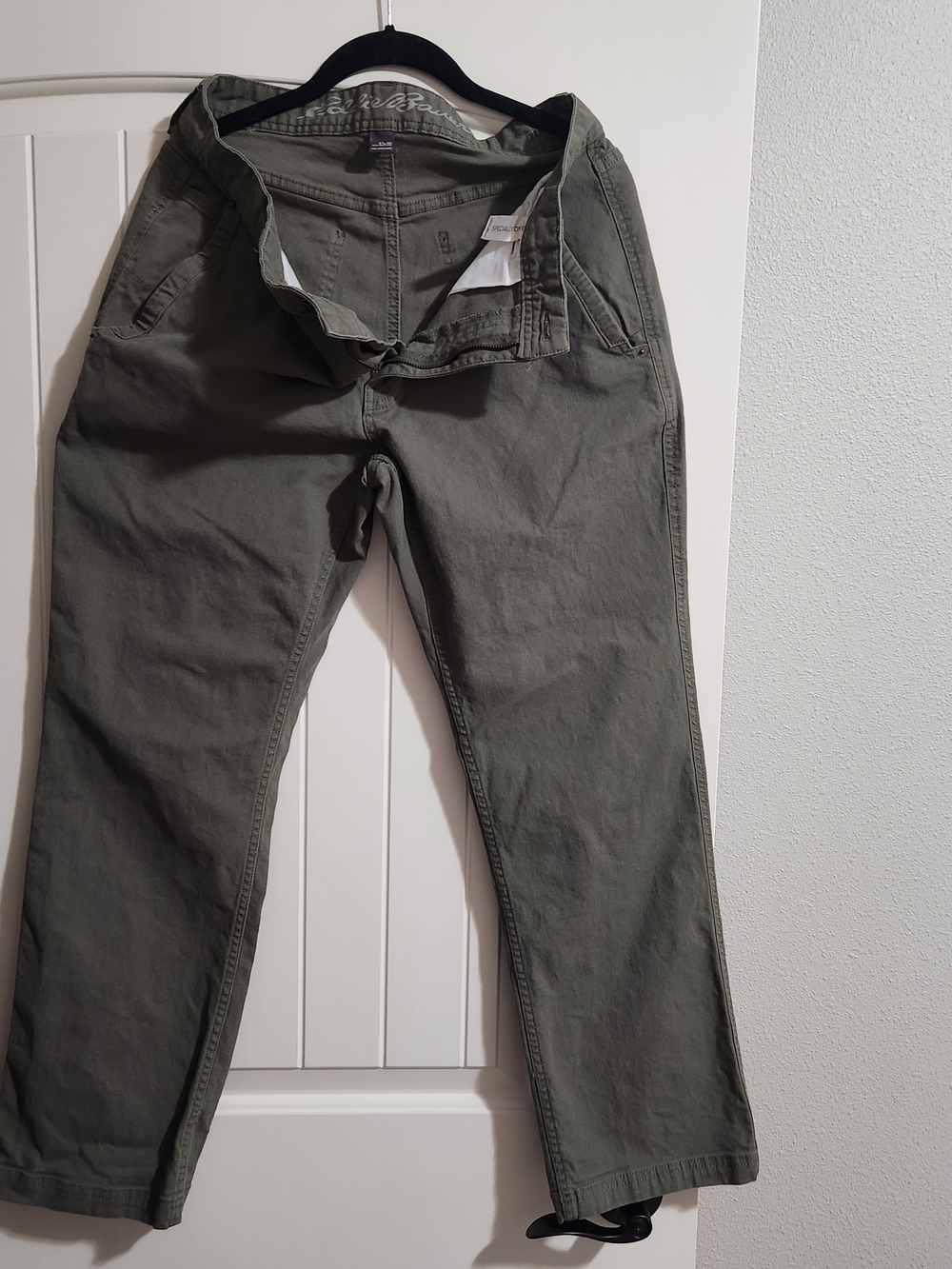 Eddie Bauer Olive Green Men’s Chinos